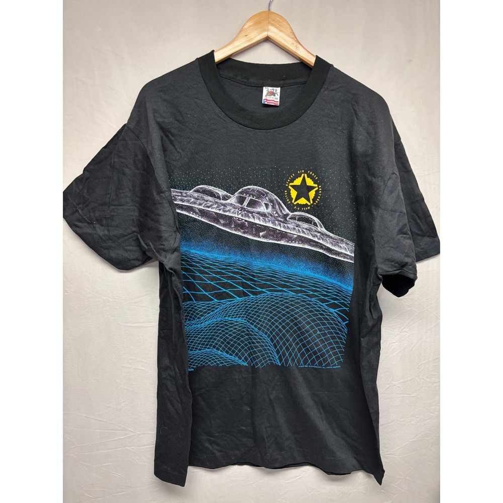 B2 Bomber Shirt Military Warplane Graphic 2XL USAF Vintage Stealth Spirit 1989